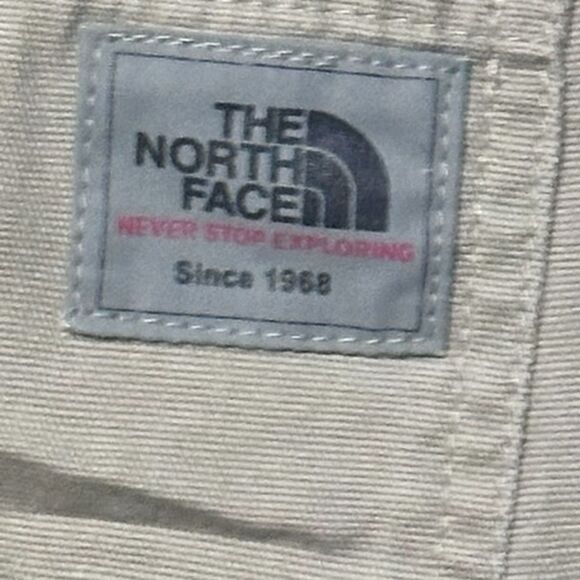 North Face Tactile Chino 34 Short Gently Used - Picture 9 of 11